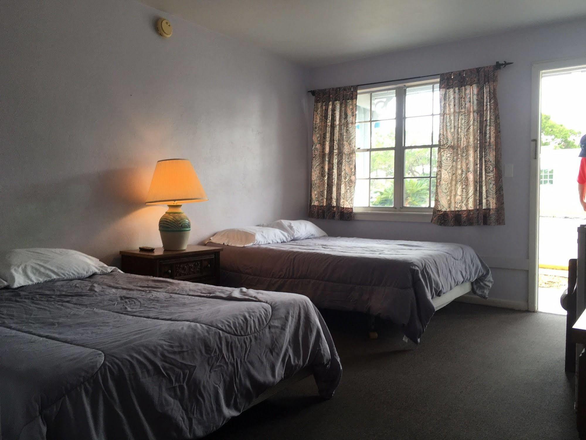 Cedar Inn Cedar Key Kültér fotó